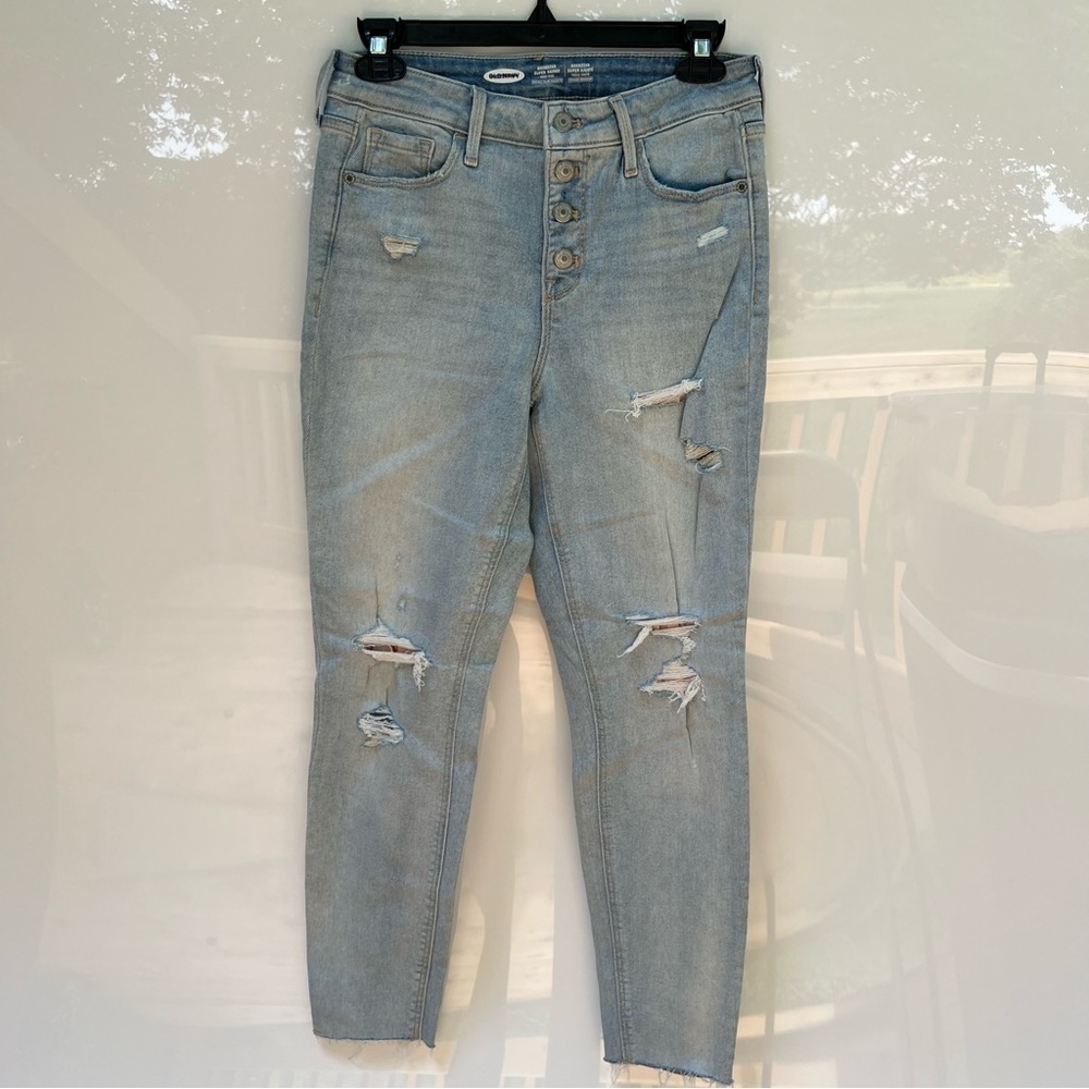 NWOT Old Navy Rockstar Super Skinny High Rise Distressed Full Button Fly Jeans